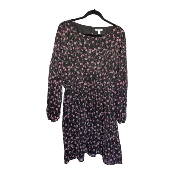 L • Elizabeth & James • Boatneck Elastic Waist Dress - Picture 2 of 8